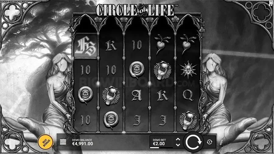 jili168 Comparing Online vs Land Casinos